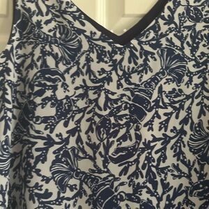 Lilly Pulitzer Reversible Tank Blouse size Medium Navy White